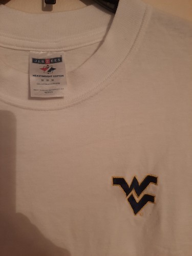 West Virgina Plain White T-shirt Unisex Medium by Jerzees Heavy Cotton-Mint Cond - Picture 2 of 3