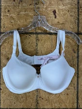 Victoria's Secret By Body Lightly-Lined Bra Sz 38D White Cream