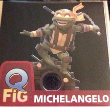 TMNT MICHELANGELO ON SKATEBOARD Q-FIG BRAND NEW IN BOX! STILL SEALED! 