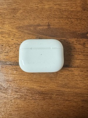 Apple AirPods Pro 2nd Generation with MagSafe Wireless Charging Case - White