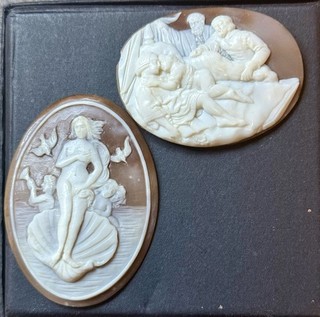 2 Beautiful Victorian Unmounted Carved Shell Cameo Circa 1880 Size 2.5” X 2”