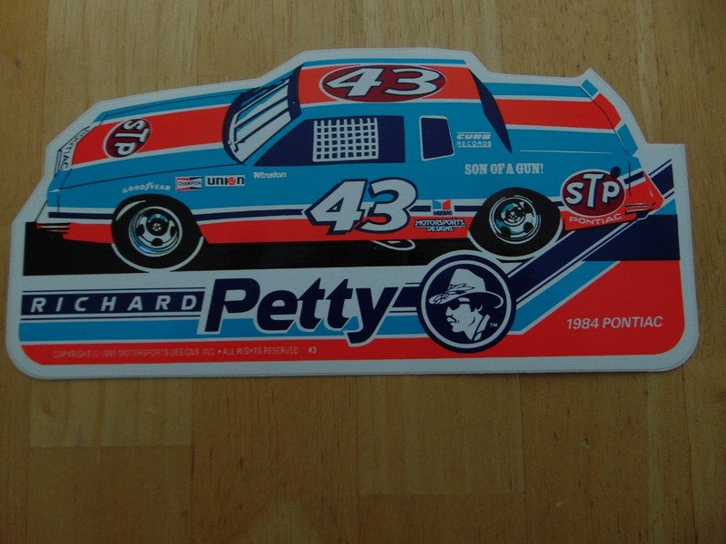 RICHARD PETTY 1984 PONTIAC GRAND PRIX STP RACE CAR STICKER/DECAL