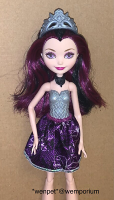 Ever After High Puppe Rabenkönigin Basic Core sehr guter Zustand