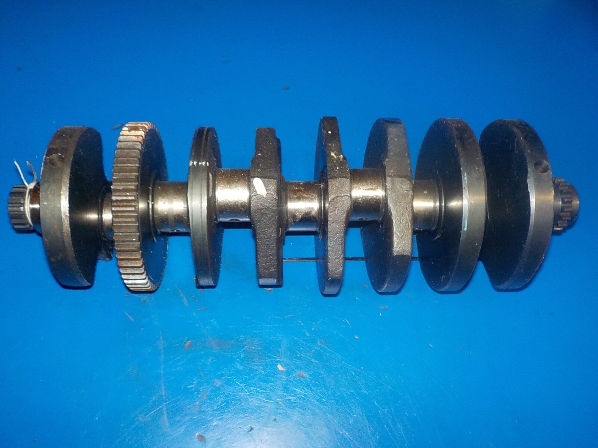 KAWASAKI ZX 10 06(june) /1986 CRANKSHAFT (NO RODS) DECENT USED