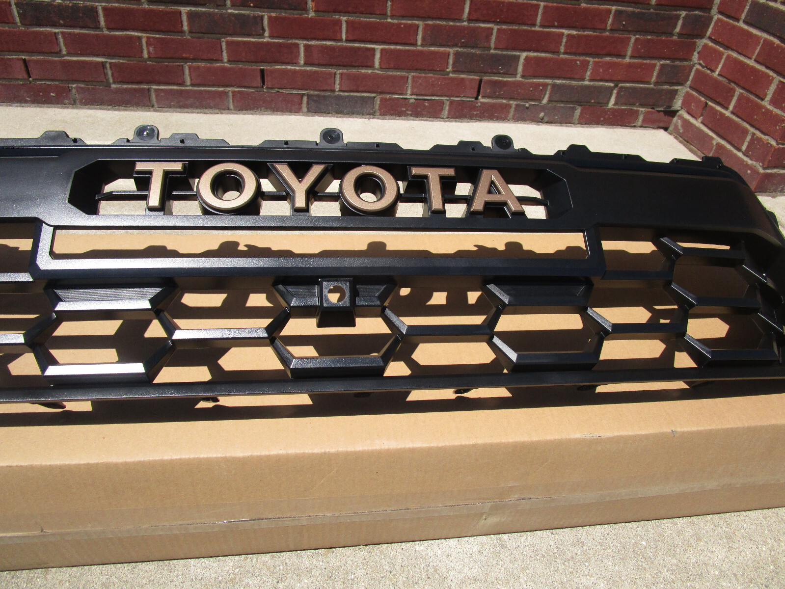 Guide Radiator Grill Toyota 24 - 26 TOYOTA TACOMA TRAILHUNTER FRONT RADIATOR GRILLE OEM BRAND NEW ...