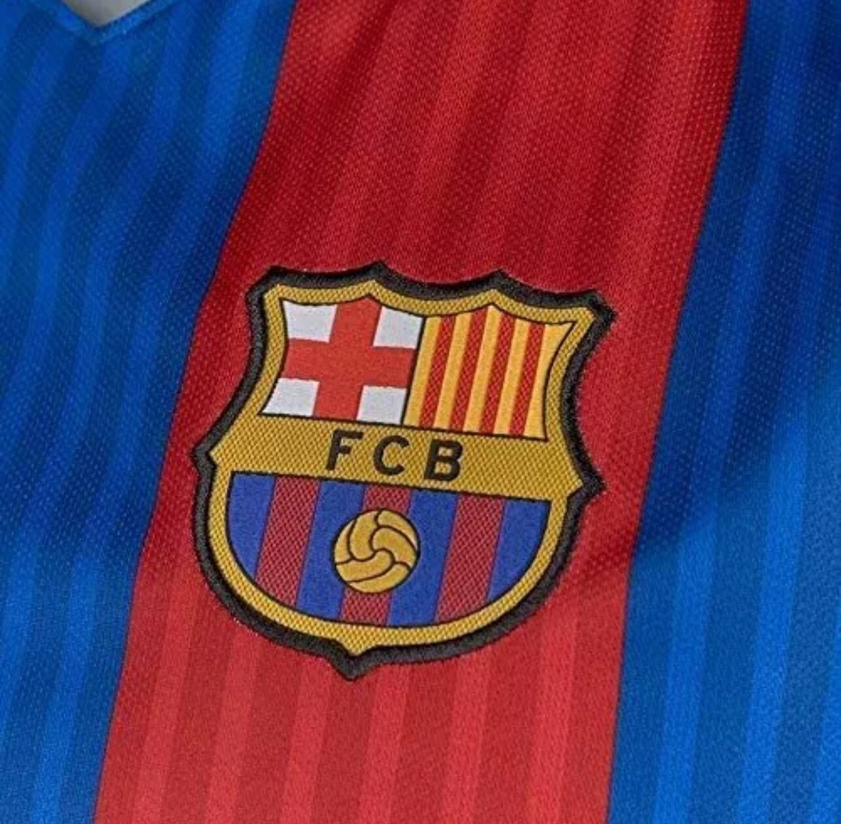 NIKE FC BARCELONA LA LIGA FOOTBALL SOCCER JERSEY 2016-17 NIKE FC BARCELONA LA LIGA FOOTBALL SOCCER JERSEY 2016-17