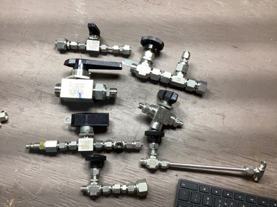 #ad #ad Lot of 7 Swagelok Stainless Steel High Pressure Vavles: See Pictures for Details $135.00