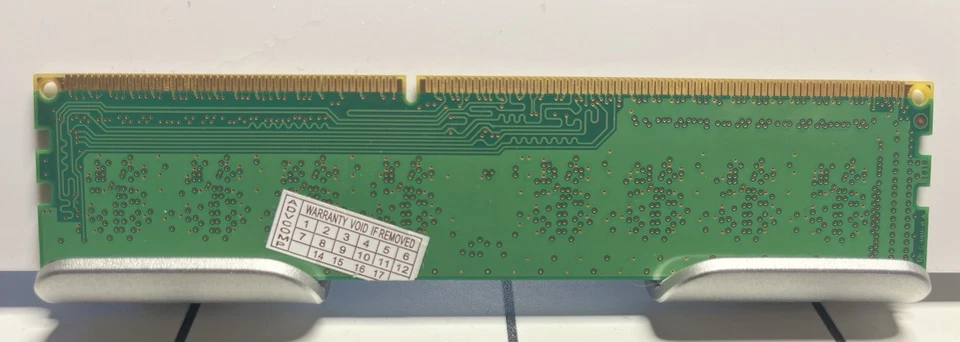 Samsung DESKTOP COMPUTER RAM 1GB 1RX8 PC3 10600U-09-10-AO DDR3 MEMORY - Image 3 of 4