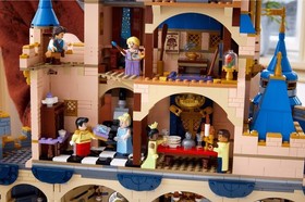LEGO 43222 Disney Castle Cinderella Disney 100 New Sealed Retired GREAT DISPLAY 