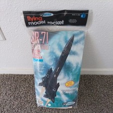 Unopened Estes SR-71 Blackbird Flying Model Rocket Kit #1942 Skill Level 3