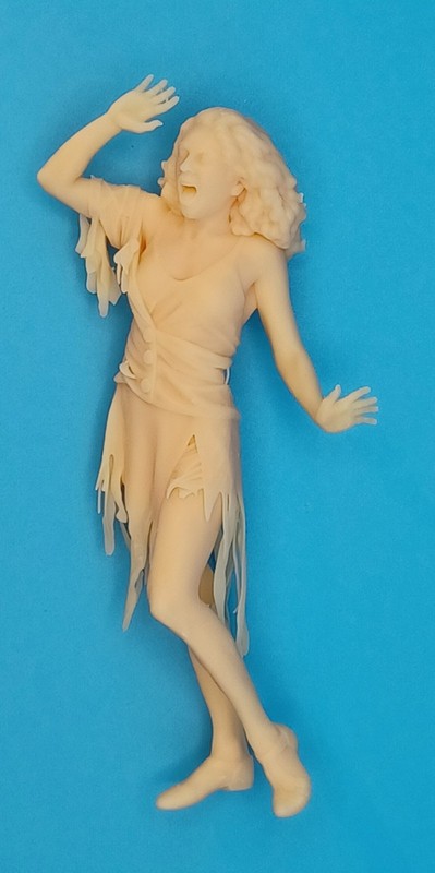 Screaming Woman Resin Model 1/13 Scale Unpainted. Monster Scene Size Faye Wray