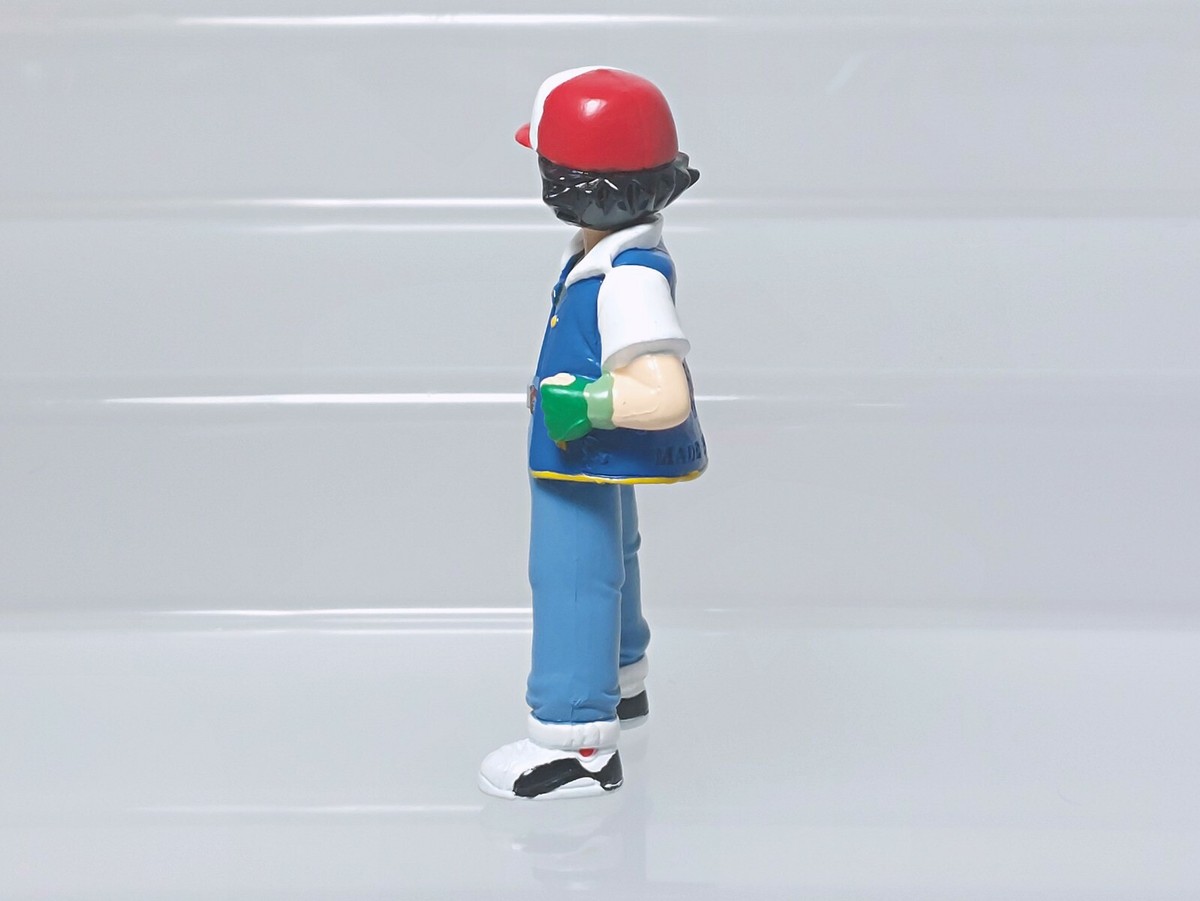 Ash Ketchum Pokemon Real Figure Collection Tomy Yujin 2000