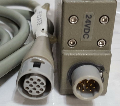 HP 33321H Attenuator / 70dB W/connector - Picture 2 of 9