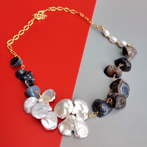 Freshwater White Keshi Pearl Black Agate Geode Quartz Choker Necklace - Imagen 9 de 9