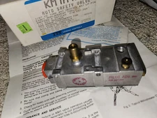 NOS NEW ITT KM1A121  Gaffers & Sattler 997-344 Gas Oven safety Valve millivolt