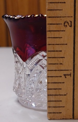 Vintage Ruby Flash Stained Red Pressed Glass Small Glass, Souvenir of Detroit Mi - Picture 4 of 4