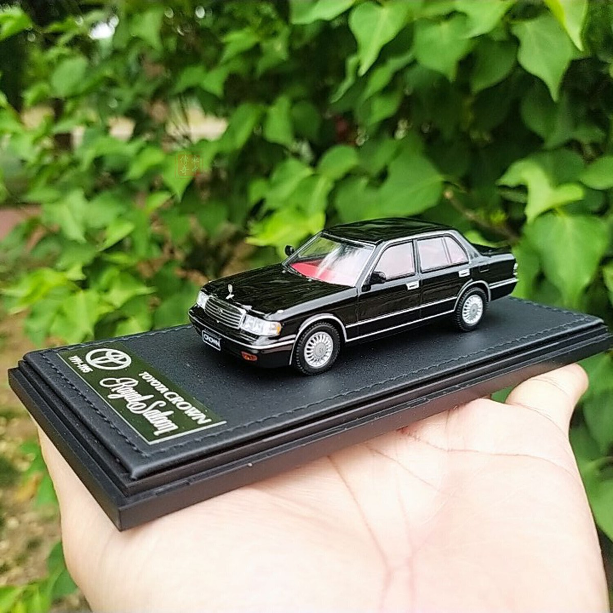 非売品 ディーラー正規 TOYOTA CROWN RS 1/43ダイキャスト黒 非売品 ディーラー正規 TOYOTA CROWN RS 1/43ダイキャスト黒