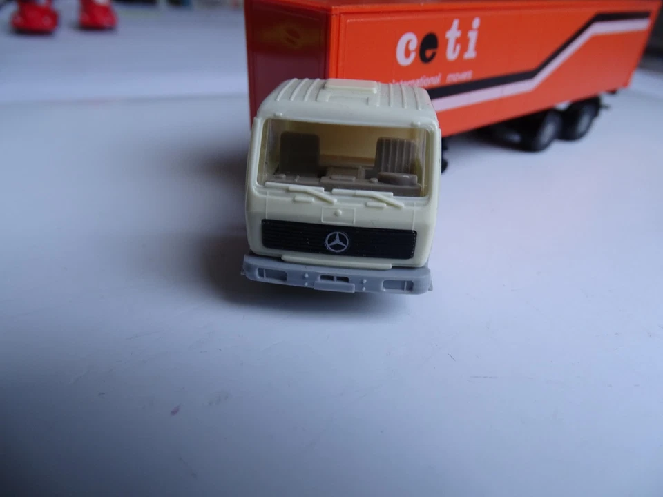 WIKING 1:87 Mercedes Trattore Case Ceti - Immagine 3 di 4