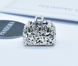 AUTHENTIC PANDORA DISNEY MARY POPPINS BAG PURSE SILVER CHARM ... AUTHENTIC PANDORA DISNEY MARY POPPINS BAG PURSE SILVER CHARM ...