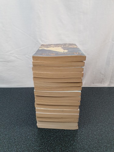 Phantom Stallion Book 1- 16 Terri Farley Paperback Avon 2002 16 Horse Book Set - Bild 5 von 5