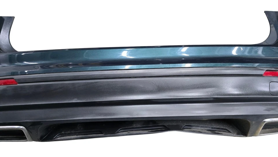 Conjunto de cubierta de parachoques trasero Volkswagen Tiguan 2018-2021 verde OEM Foto 3 de 4