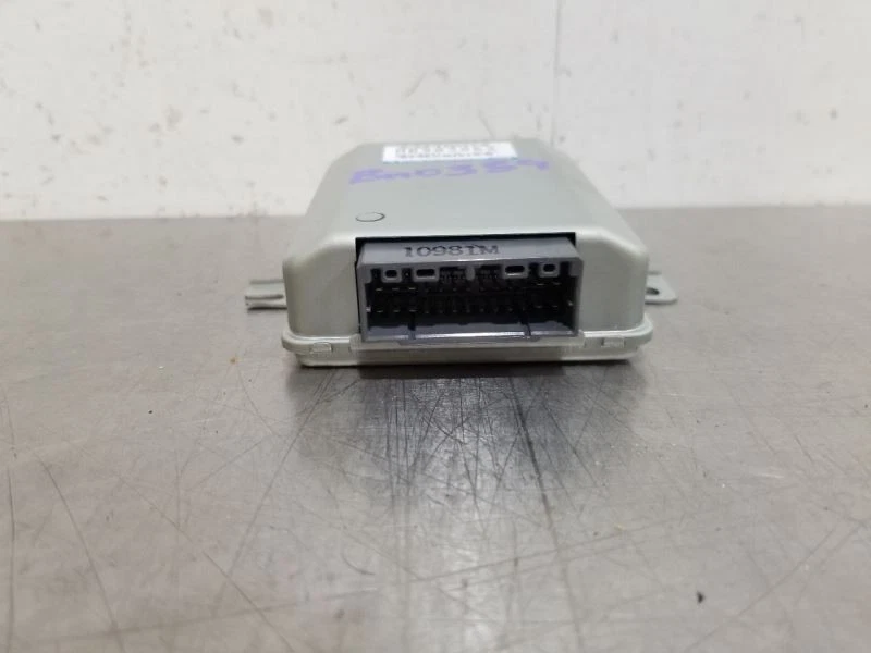 99 1999 MITSUBISHI 3000GT MÓDULO DE CONTROL DE CRUCERO 903862 Foto 3 de 4