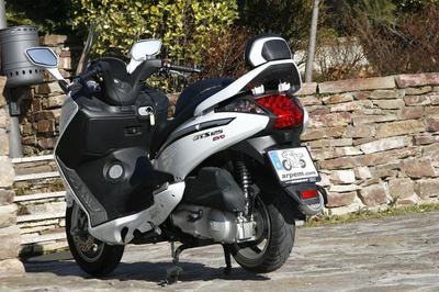 SYM RV250/270 / VOYAGER(GTS)250/300iEVO STATOR GENERATOR 31120-HMC