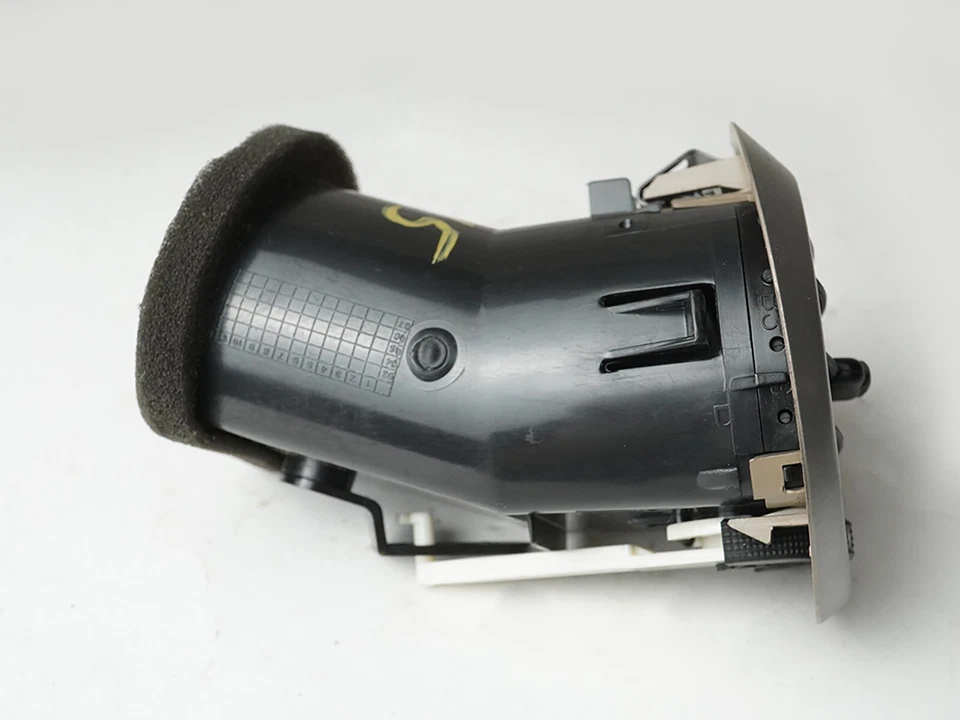 2005 - 2008 Suzuki Reno Ac Heater Hvac Grille Air Vent Dashboard Front 96554907 Foto 4 de 4