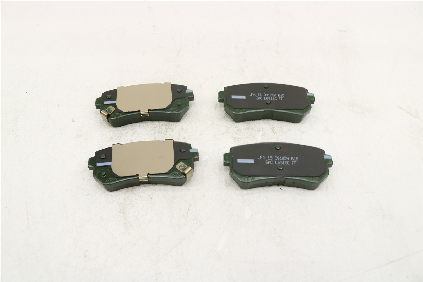 NEW OEM Disc Brake Pad Set Rear 58302D5A30 for Kia Optima 2.0Lw/o