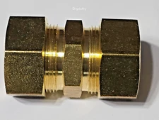 1 in. x 1 in. Tube OD - STRAIGHT UNION - Brass Compression Fitting 1" x 1" - NEW
