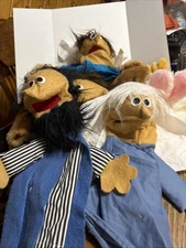 Large Lot Of Vintage Hand Puppets Dakin USA Genesis 1980,81,87