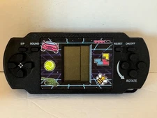 HAND HELD VIDEO GAME 23 in 1 FROM HUB GAMES, TESTED and WORKS