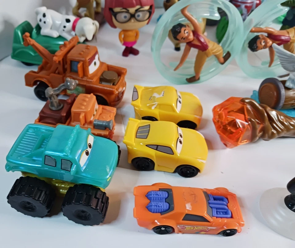 Lote de 40 juguetes de comida para niños años 90 - 2020 Mc D's BK Carl's Jr Wendy's Sonic etc... Foto 3 de 4