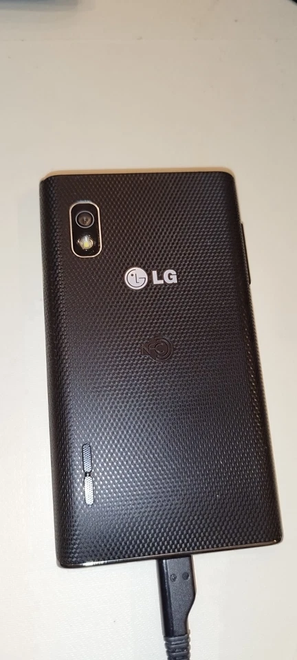 Smartphone LG E610 di colore nero, con batteria da sostituire. - Imagen 2 de 4
