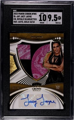 Jacy Jayne 2023 Panini Chronicles WWE Silhouettes Auto Gold 10/10 SP SGC 9.5