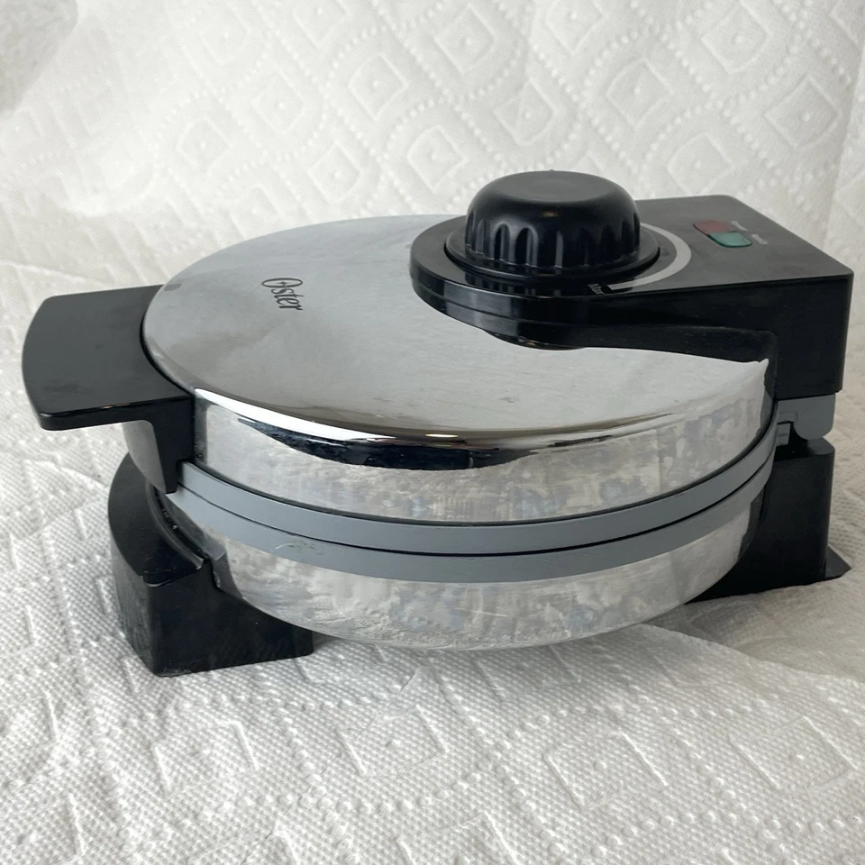 Gofrera belga Oster titanio infundido Dura cerámica cromo CKSTWF1502-ECO Foto 2 de 4