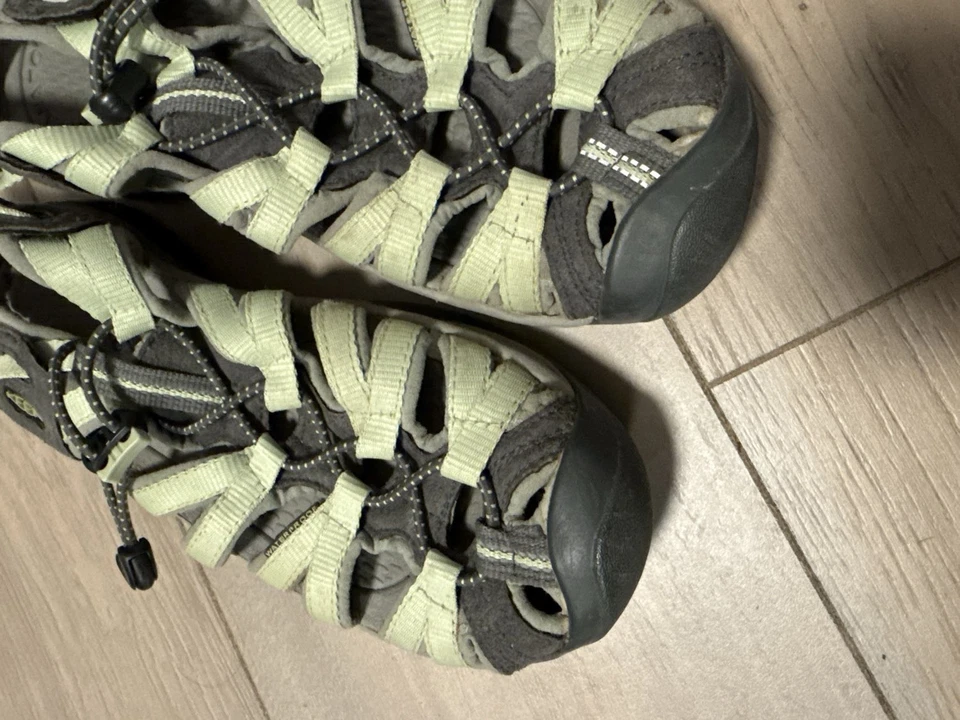 Sandalias de senderismo impermeables grises verdes Keen Whisper para mujer 7 Foto 2 de 4