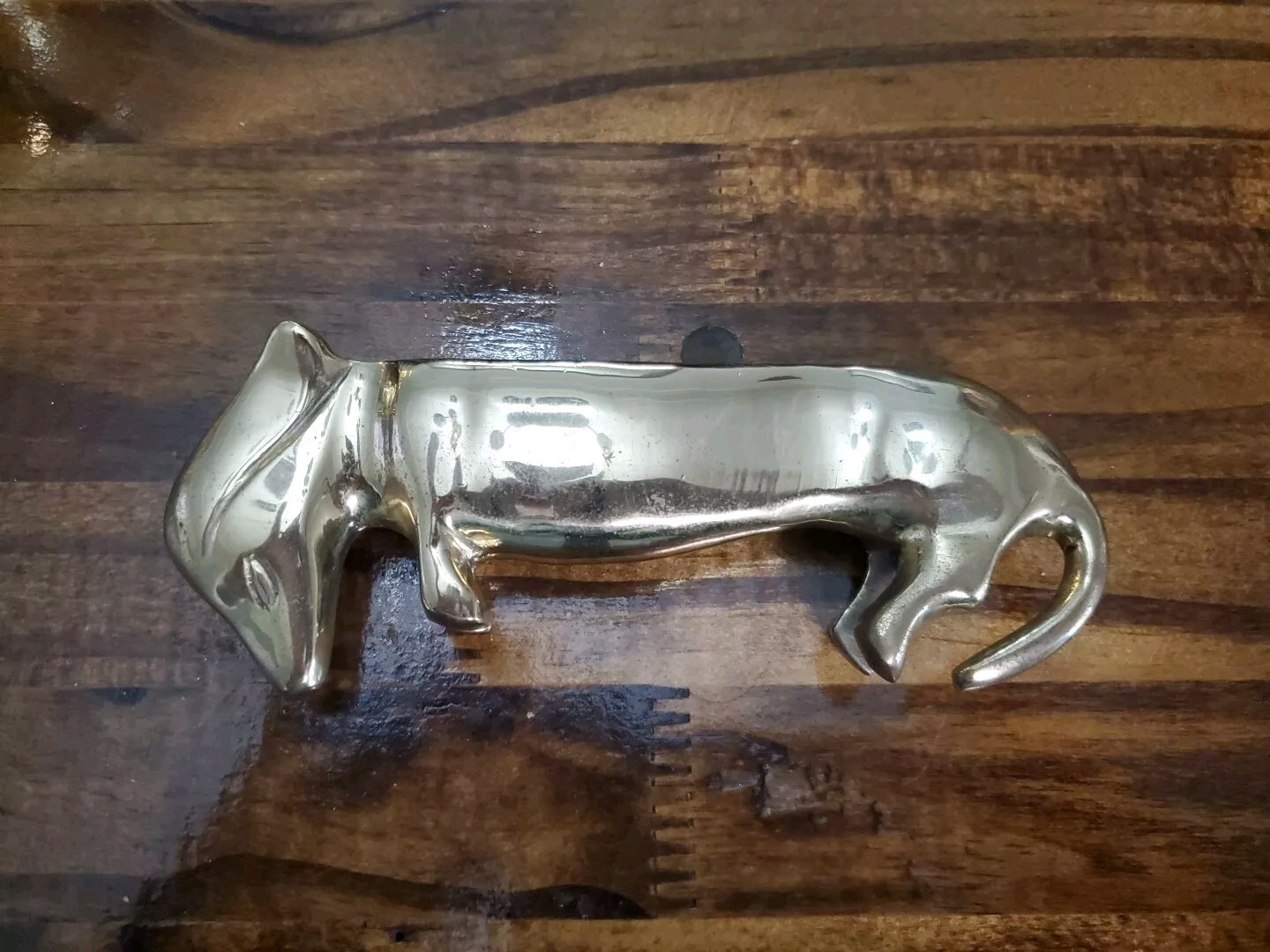 Vintage Brass Back Sleeping Dauschund  5.5