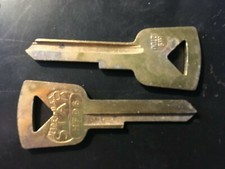 One KEY BLANK 1952-1965 FORD LINCOLN MERCURY EDSEL HFD6