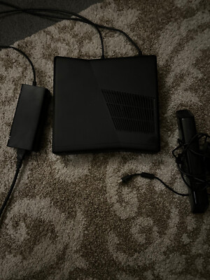 Microsoft Xbox 360 with Kinect 4GB Black Console