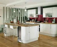 Howdens  Discontinued Burford Gloss White Kitchen Range