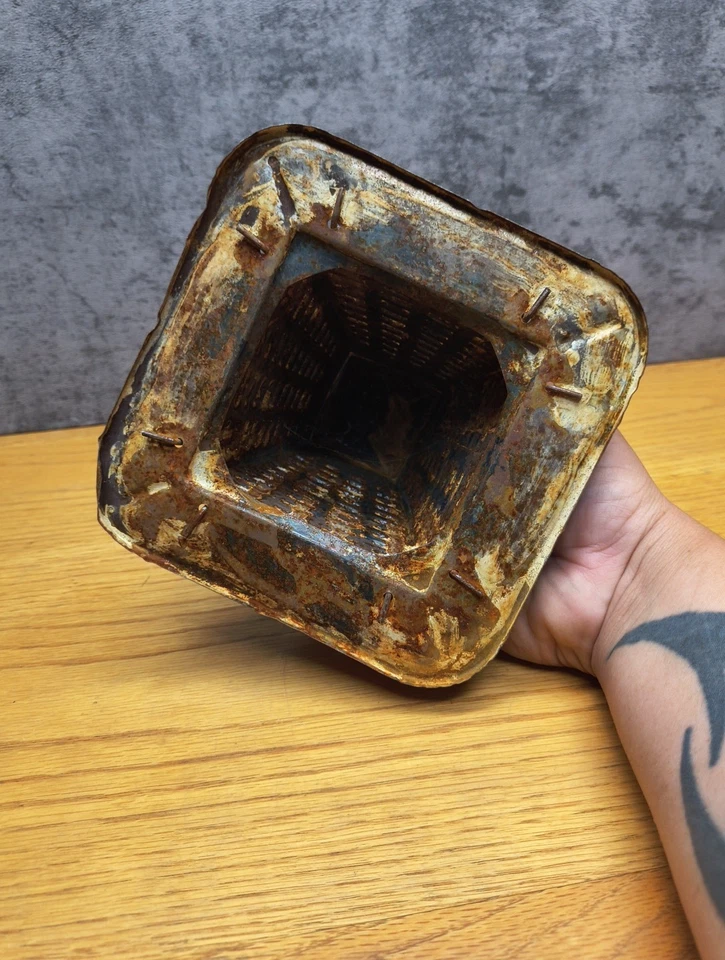 Estufa Top Tostadora Lata Vintage Metal 4 Rebanadas Camping Decoración Primitiva Foto 3 de 3