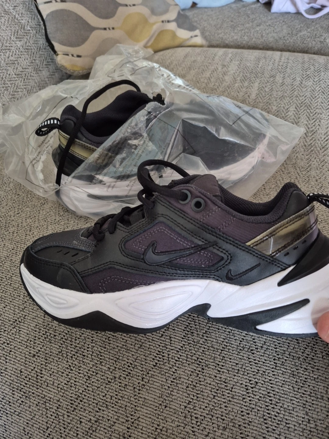 Nike M2K Tekno Summit scarpe da corsa donna bianco nero arancione taglia UK 4