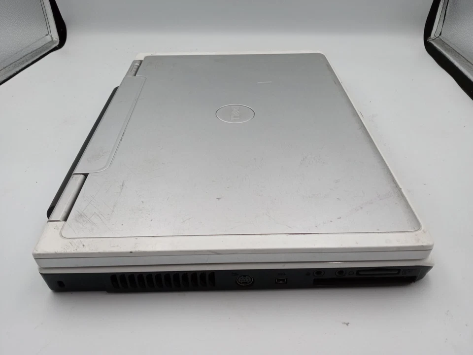 Dell Inspiron 630m 14" Laptop Intel Pentium 2GB RAM 60GB HDD WinXP - READ -RR - Image 3 of 4