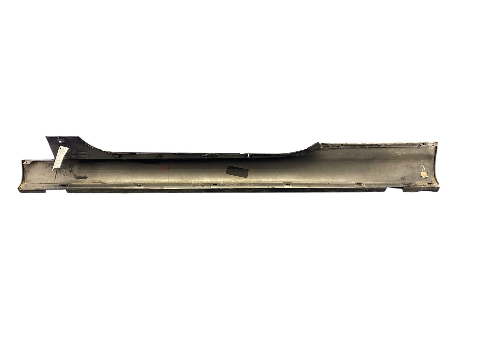 2006-2010 BENTLEY CONTINENTAL RIGHT SIDE SKIRT ROCKER PANEL MOULDING *SCRATCHES*