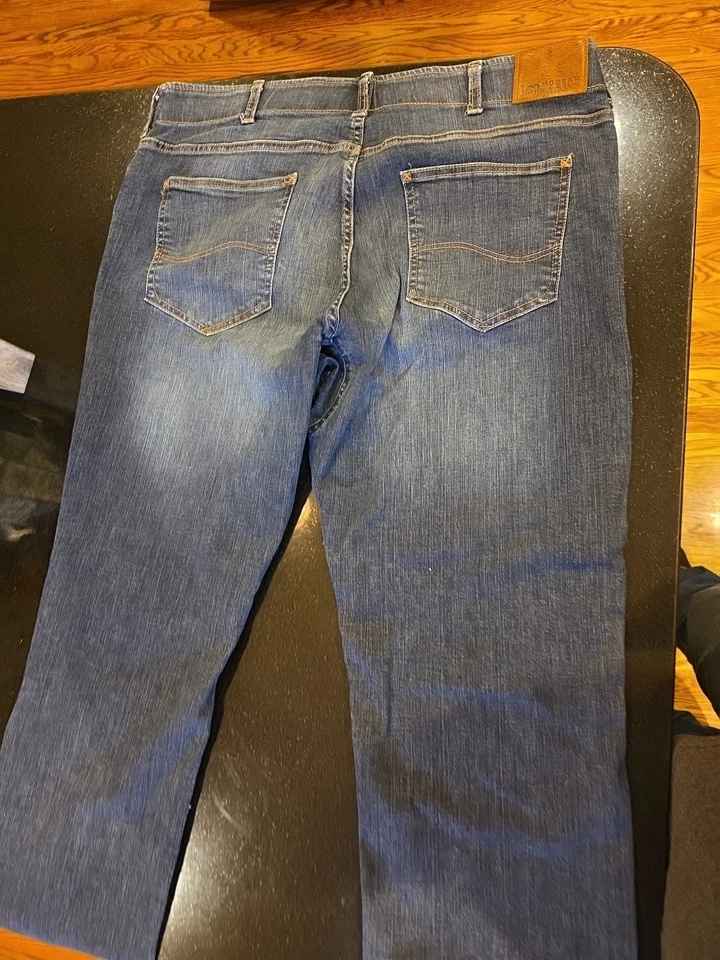 Jeans masculino Lee série moderna ajuste reto perna cônica movimento extremo, 38x32 - Imagem 2 de 4