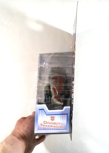 Transformers Universe Triceradon Factory Sealed - Picture 6 of 6