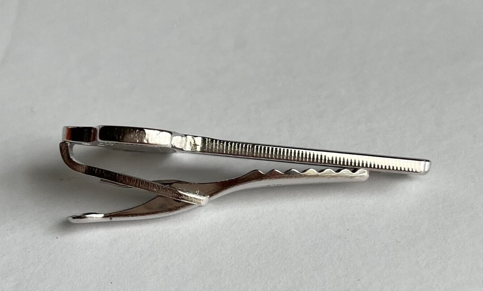 Vintage Hickok USA Best Silver Tone Key Shaped Tie Tack Clip - Image 2 of 4