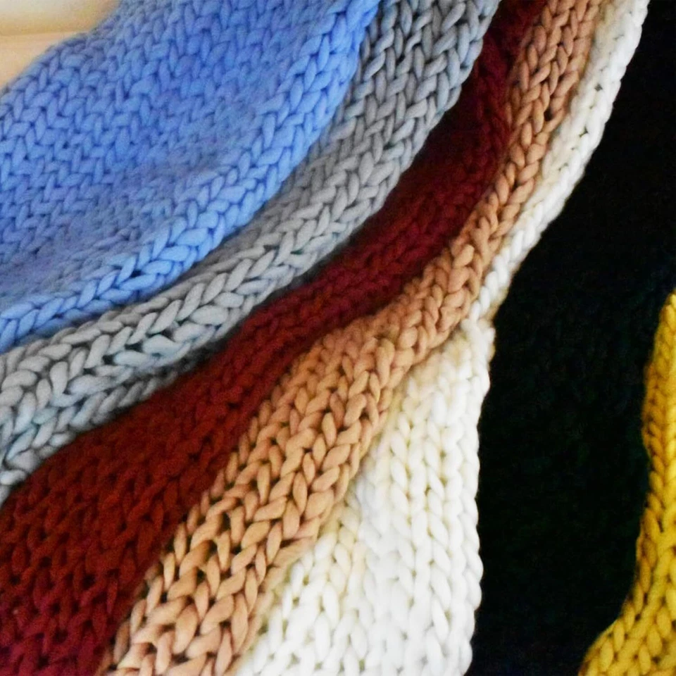 Chunky Knit Blanket 50x60 Warm Soft Cozy for Bedroom Knitted Yarn Throw Blanket - Image 3 of 4