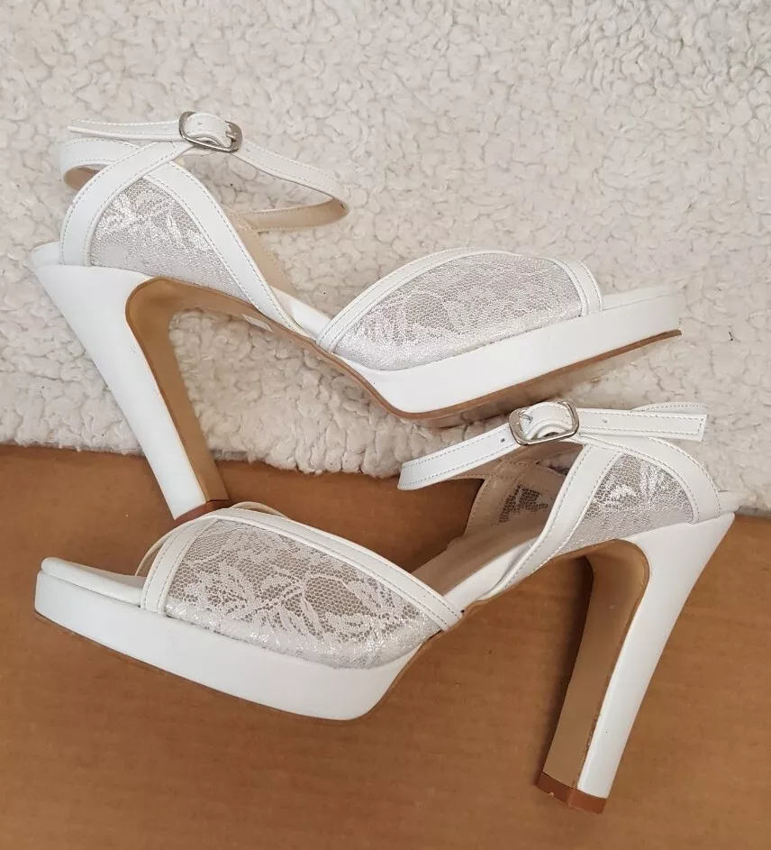 Ankle Strap Block Heels Offwhite